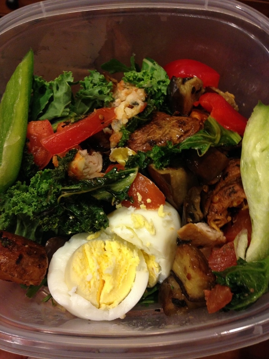 salad with egg chicken