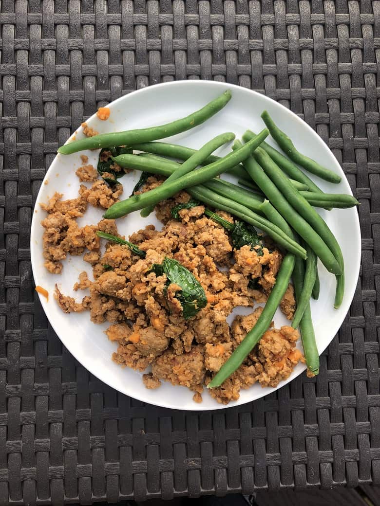 ground turkey with green beans on plate
