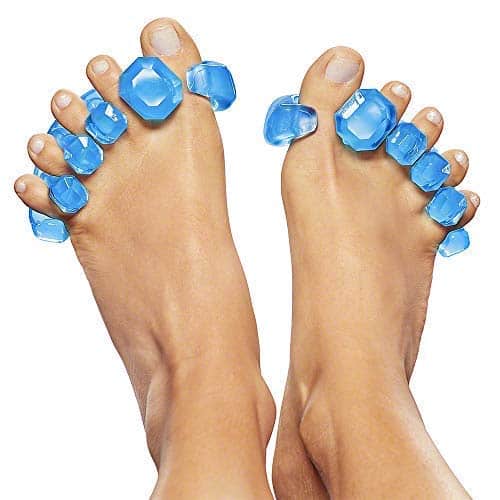 Soft tissue release tool on toes of runner